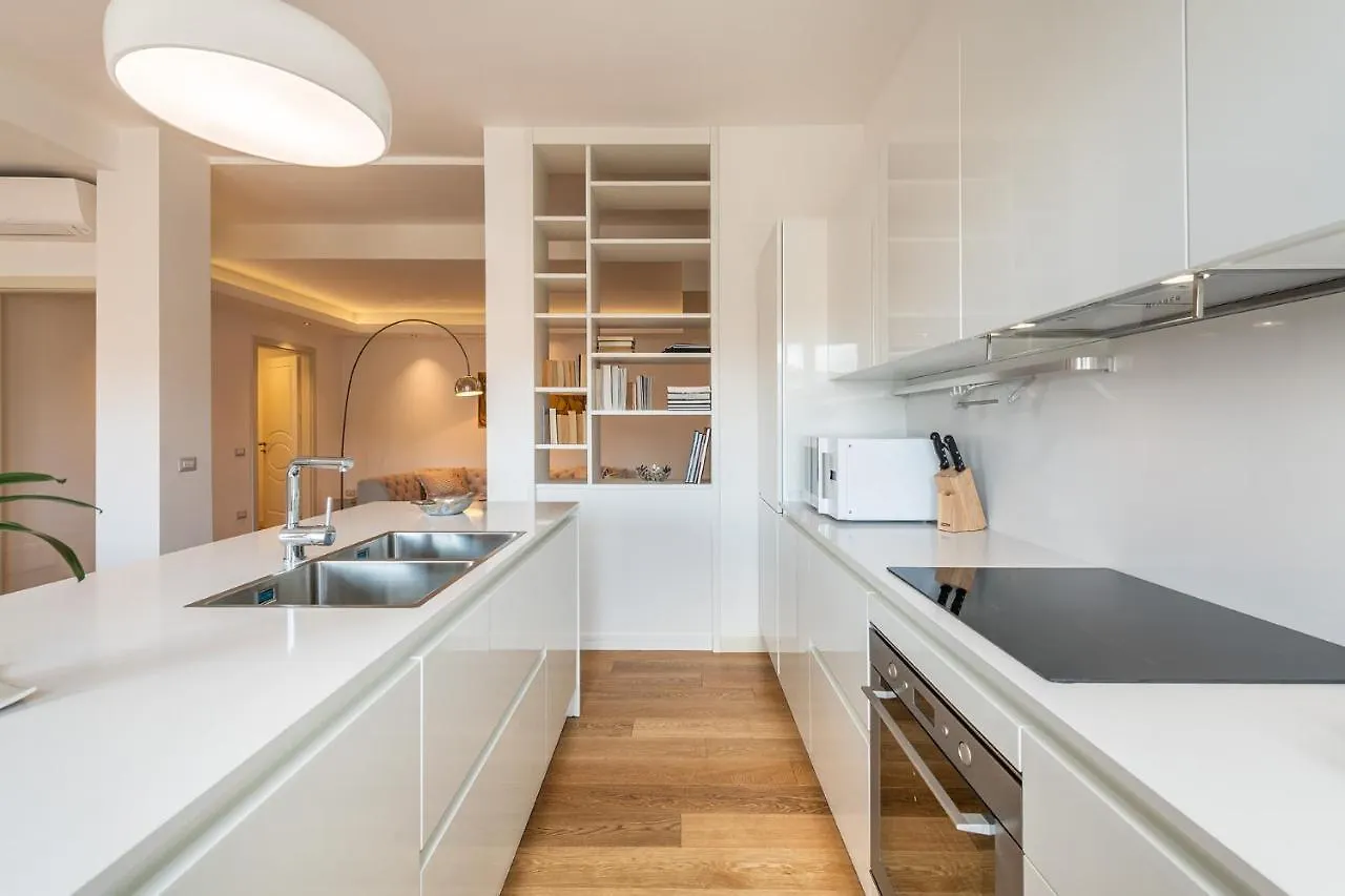 A Luxury Apartment At Cagliari Poetto Beachfront